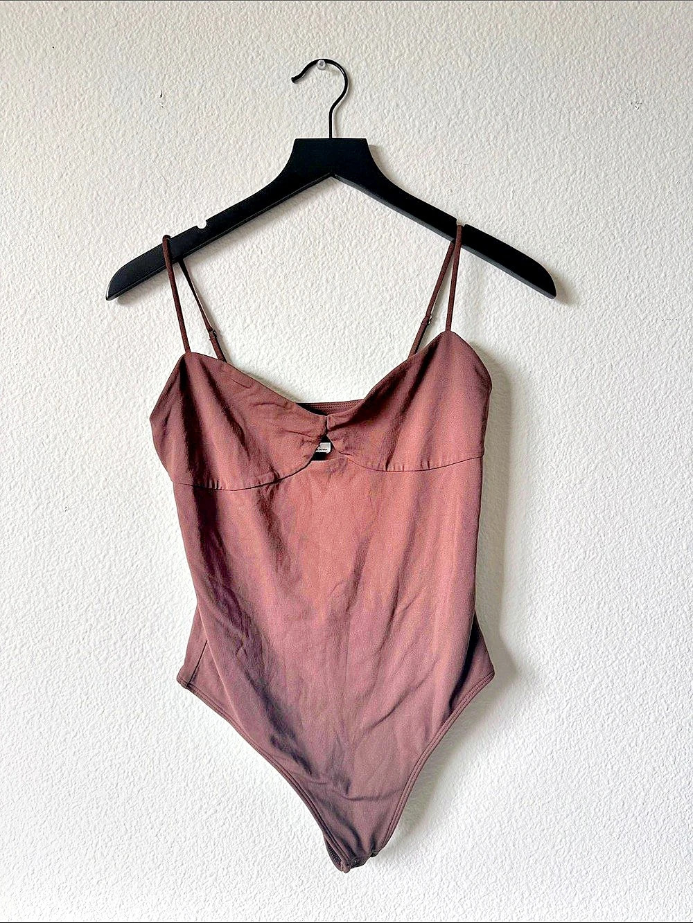 Babaton Contour Spaghetti Strap Keyhole Bodysuit Brown Size Medium
